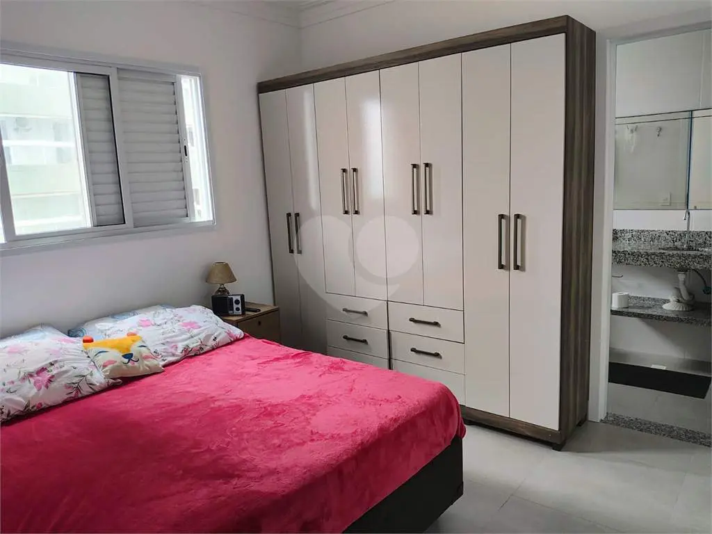 Apartamento para Venda em Praia Grande, Aviação, 2 dormitórios, 2 suítes, 2 banheiros, 2 vagas
