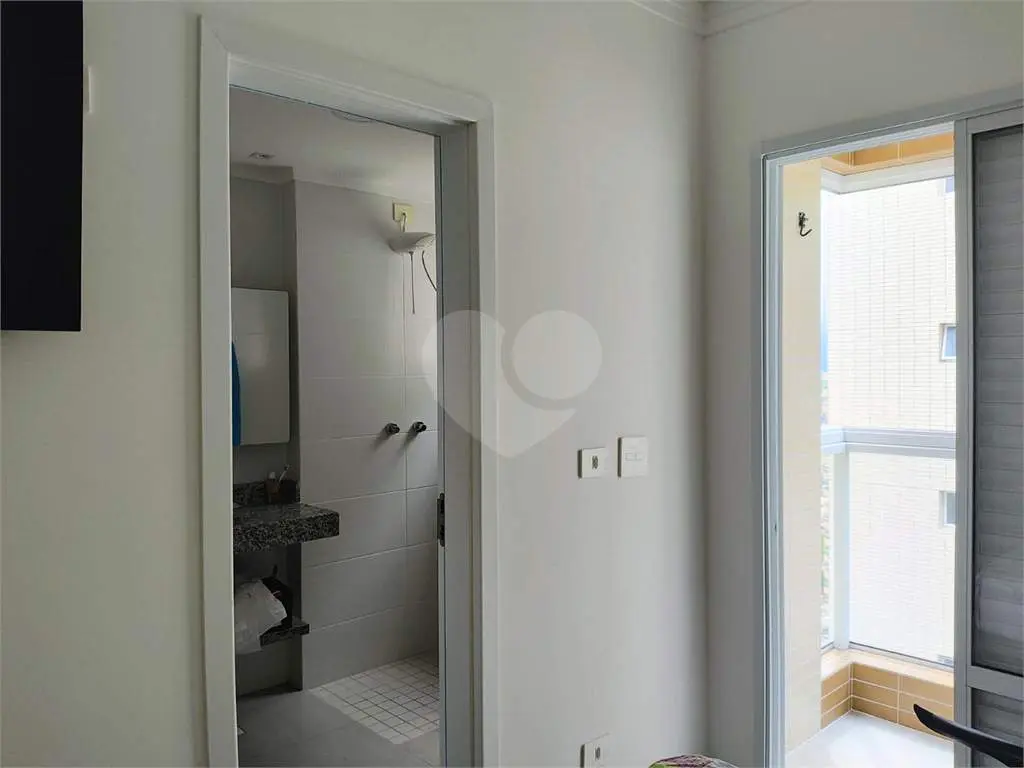 Apartamento para Venda em Praia Grande, Aviação, 2 dormitórios, 2 suítes, 2 banheiros, 2 vagas