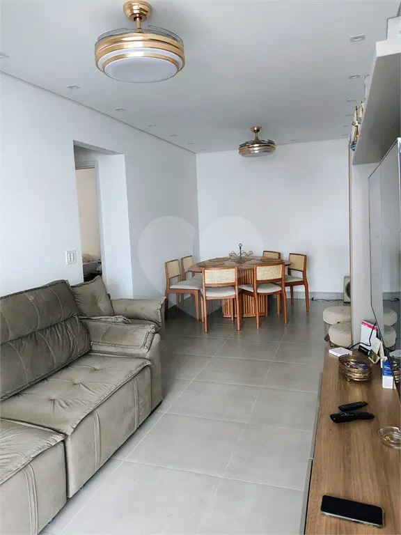 Apartamento para Venda em Praia Grande, Aviação, 2 dormitórios, 2 suítes, 2 banheiros, 2 vagas