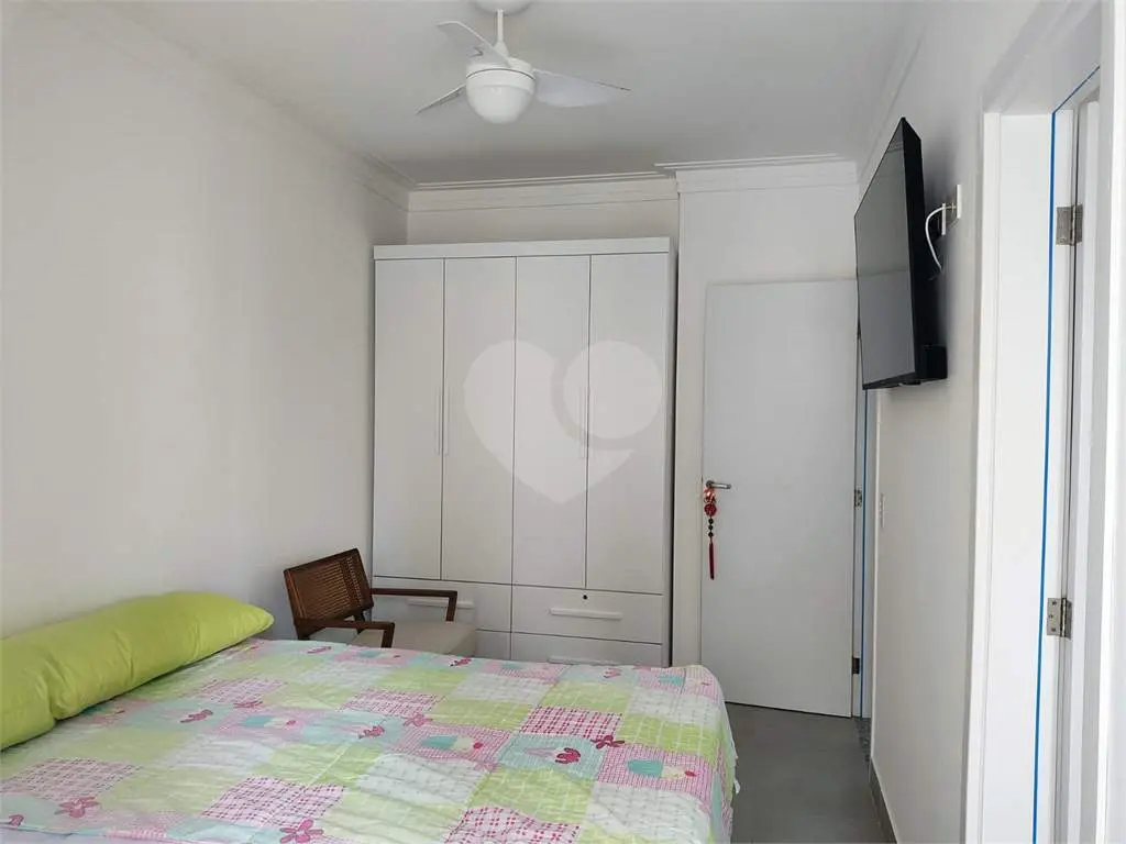 Apartamento para Venda em Praia Grande, Aviação, 2 dormitórios, 2 suítes, 2 banheiros, 2 vagas