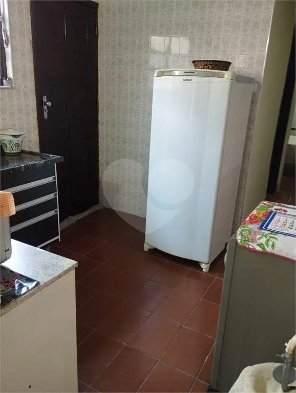 Casa Térrea para Venda em Praia Grande, Vila Guilhermina, 2 dormitórios, 1 banheiro, 2 vagas