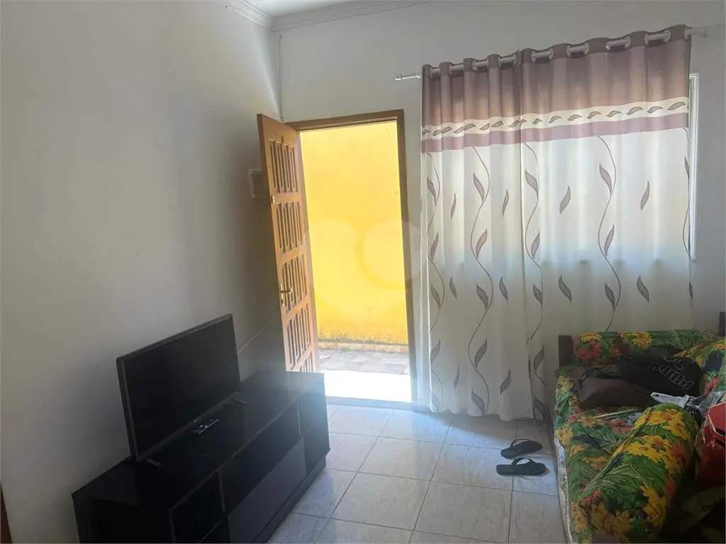 Casa para Venda em Praia Grande, Tupi, 1 dormitório, 1 banheiro