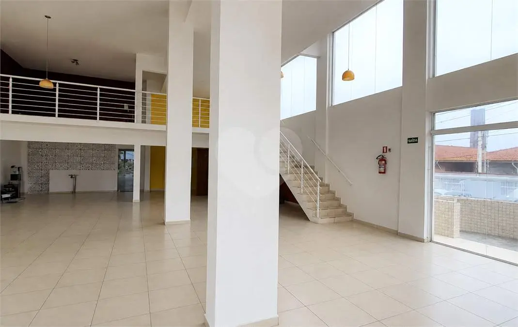 Prédio Comercial para Venda em Praia Grande, Caiçara, 3 banheiros