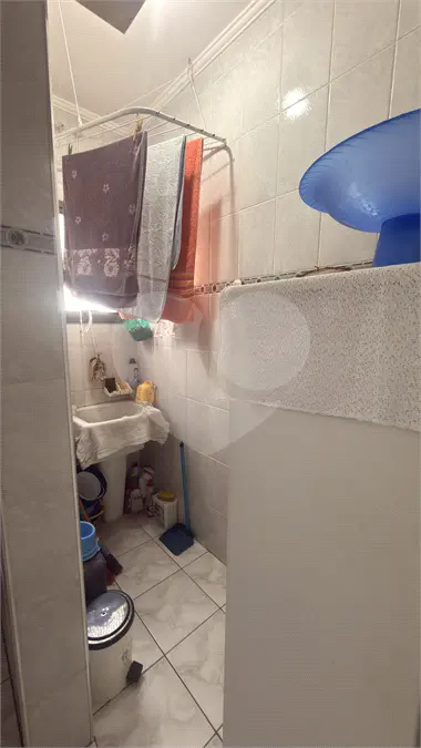 Apartamento para Venda em Praia Grande, Vila Tupi, 1 dormitório, 1 suíte, 2 banheiros, 1 vaga