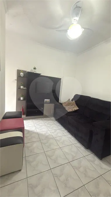 Apartamento para Venda em Praia Grande, Vila Tupi, 1 dormitório, 1 suíte, 2 banheiros, 1 vaga