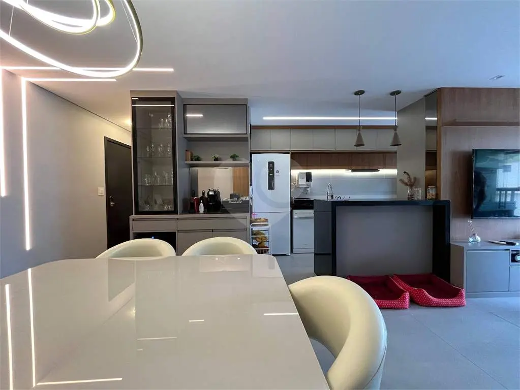 Apartamento para Venda em Praia Grande, Canto do Forte, 3 dormitórios, 3 suítes, 4 banheiros, 2 vagas