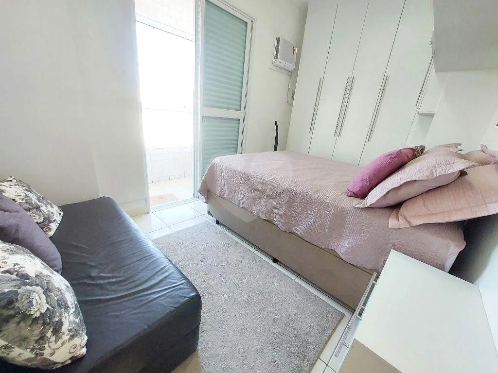 Apartamento para Venda em Praia Grande, Guilhermina, 2 dormitórios, 1 suíte, 2 banheiros, 1 vaga