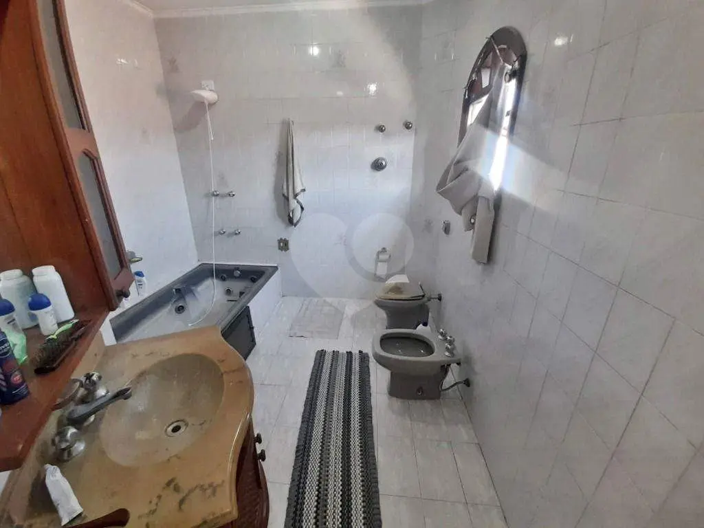 Sobrado para Venda em Praia Grande, Boqueirão, 4 dormitórios, 1 suíte, 2 banheiros, 6 vagas