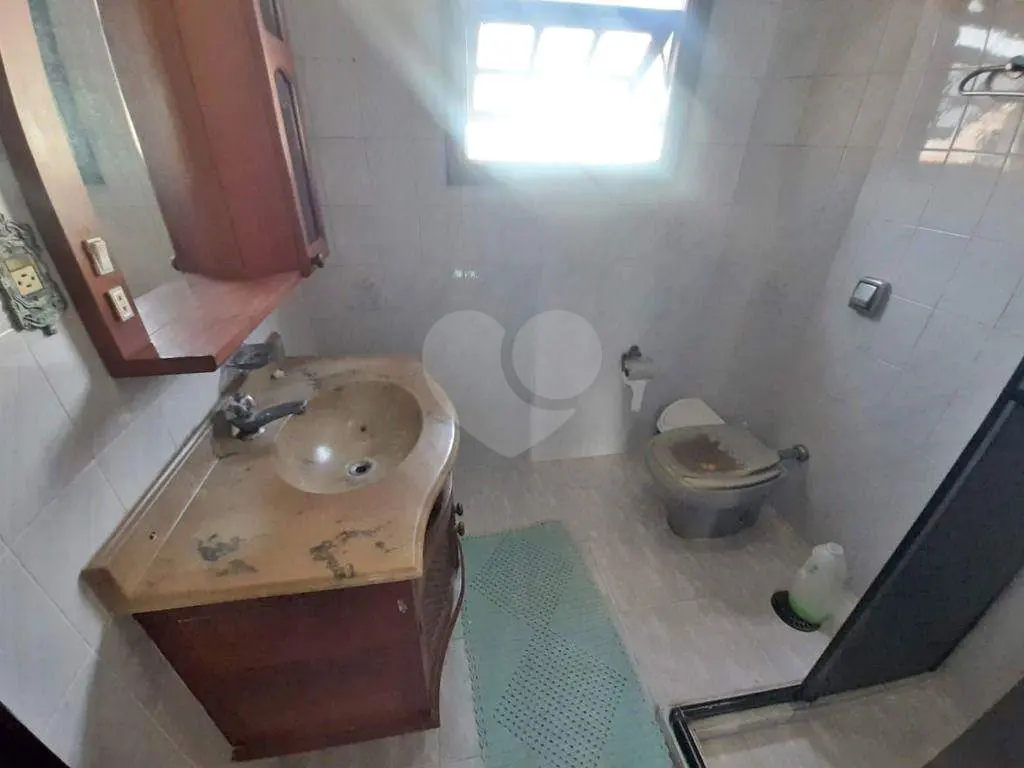 Sobrado para Venda em Praia Grande, Boqueirão, 4 dormitórios, 1 suíte, 2 banheiros, 6 vagas