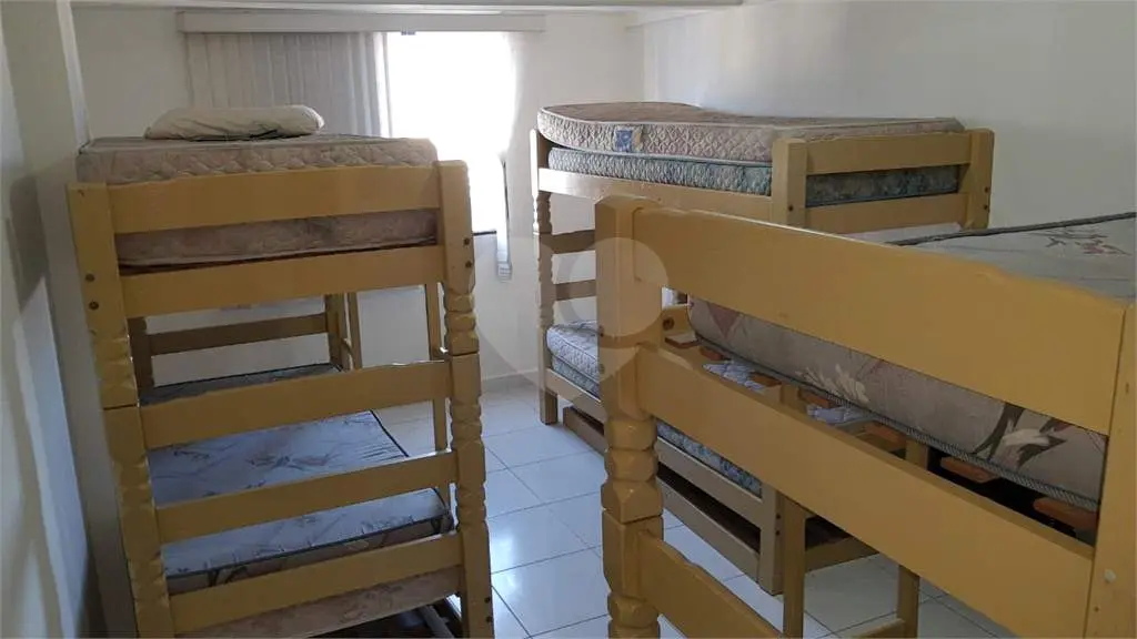 Apartamento para Venda em Praia Grande, Vila Tupi, 3 dormitórios, 1 suíte, 3 banheiros, 2 vagas