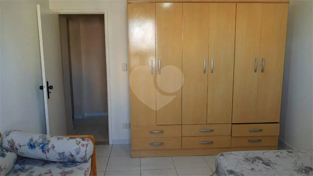 Apartamento para Venda em Praia Grande, Vila Tupi, 3 dormitórios, 1 suíte, 3 banheiros, 2 vagas