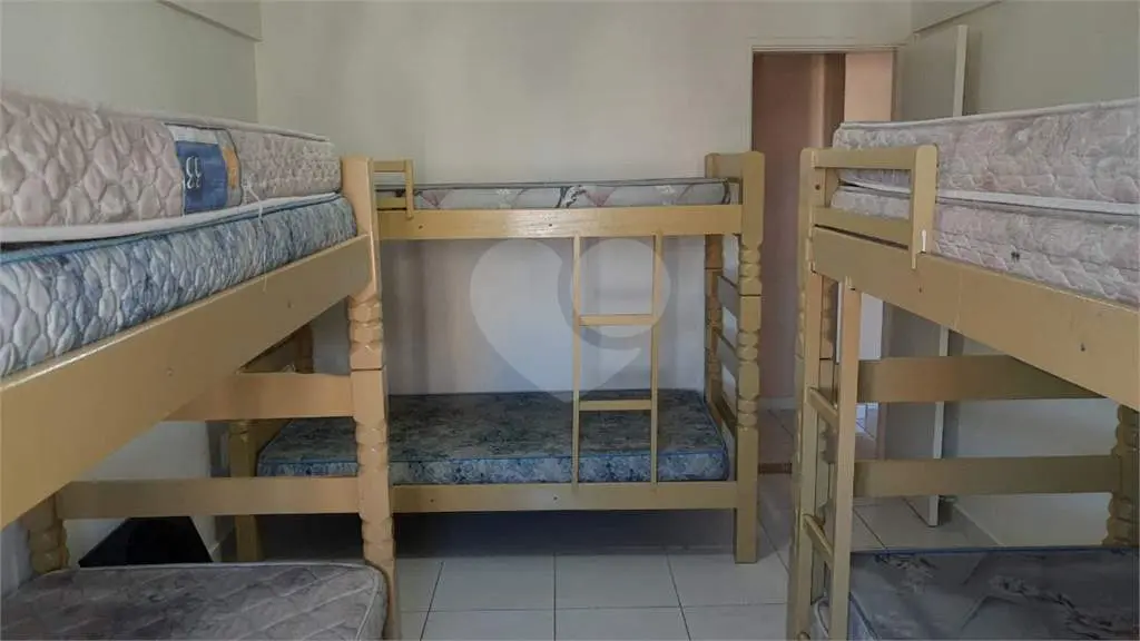 Apartamento para Venda em Praia Grande, Vila Tupi, 3 dormitórios, 1 suíte, 3 banheiros, 2 vagas