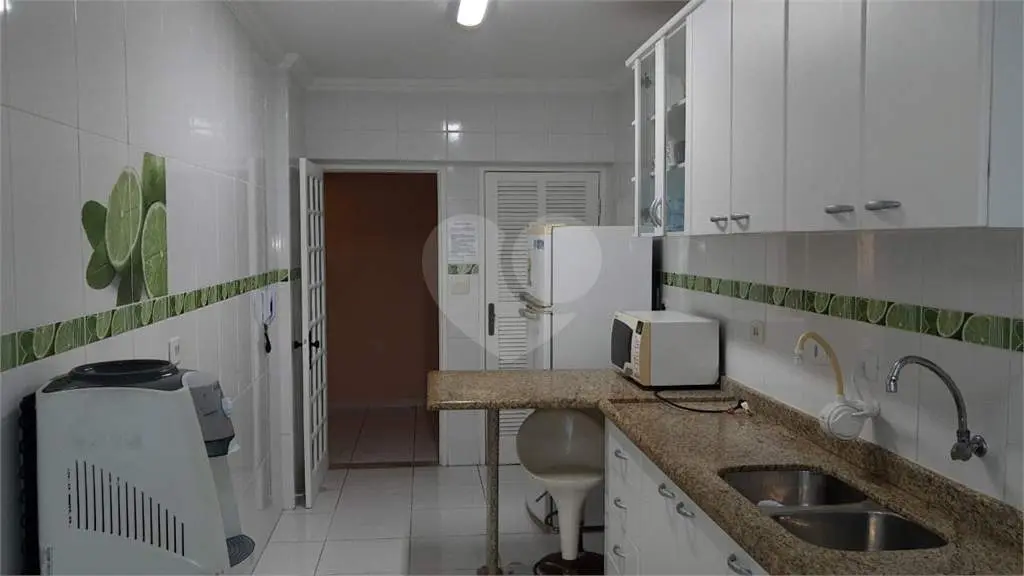 Apartamento para Venda em Praia Grande, Vila Tupi, 3 dormitórios, 1 suíte, 3 banheiros, 2 vagas