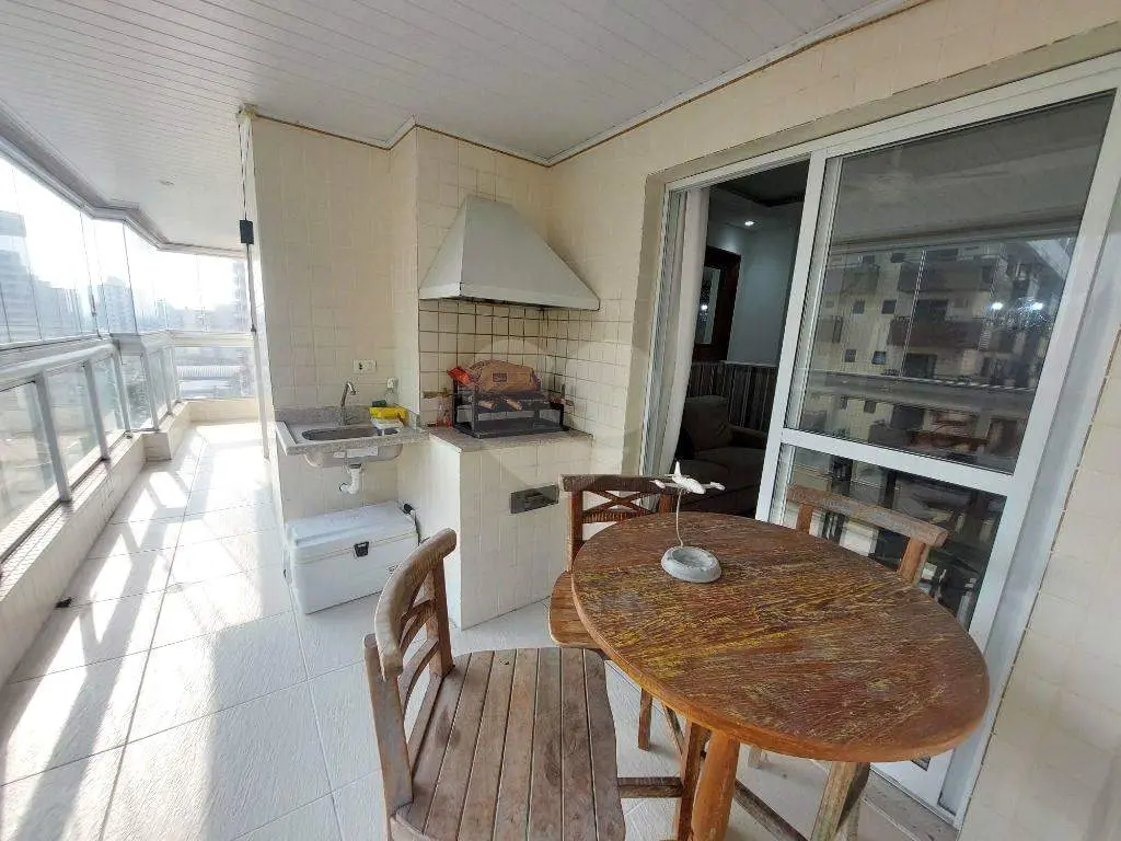 Apartamento para Venda em Praia Grande, Vila Tupi, 2 dormitórios, 1 suíte, 2 banheiros, 1 vaga