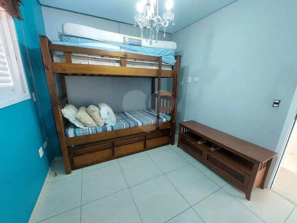Apartamento para Venda em Praia Grande, Vila Tupi, 2 dormitórios, 1 suíte, 2 banheiros, 1 vaga