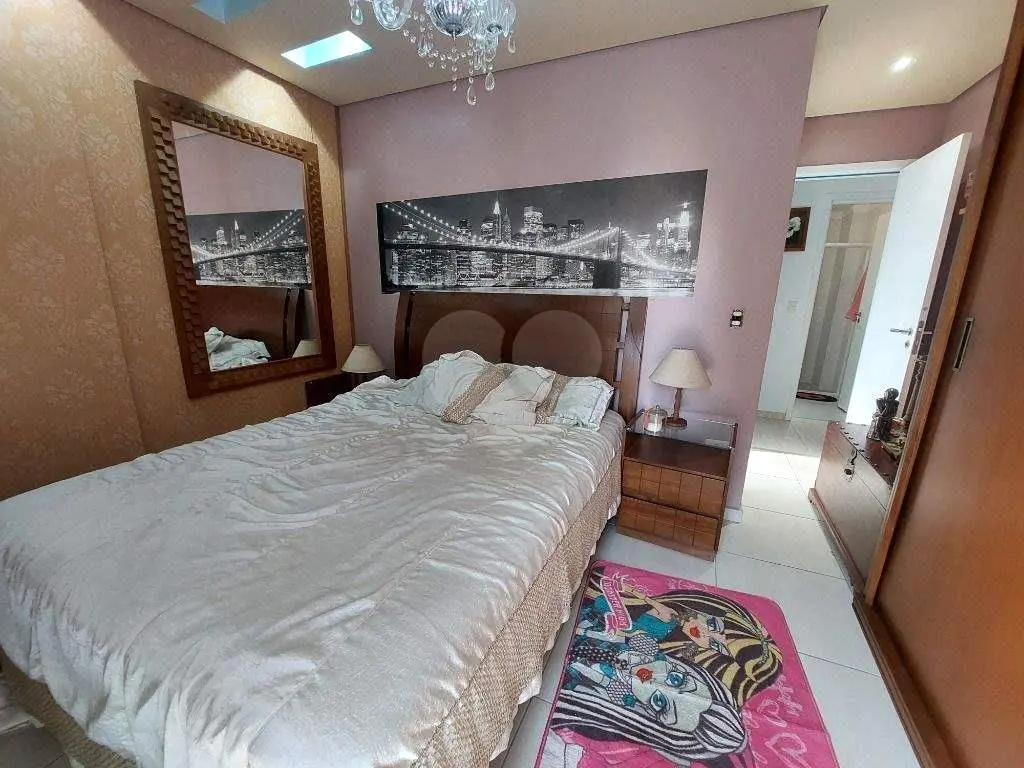 Apartamento para Venda em Praia Grande, Vila Tupi, 2 dormitórios, 1 suíte, 2 banheiros, 1 vaga