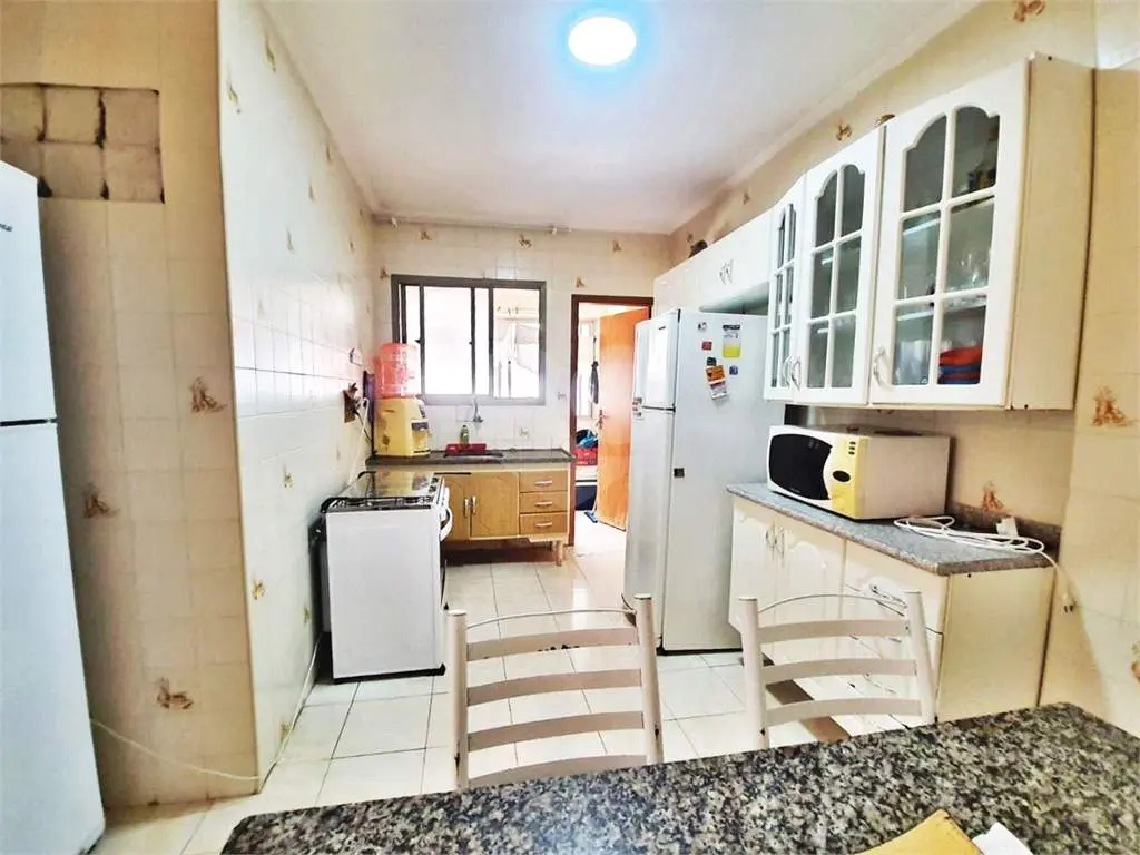 Apartamento para Venda em Praia Grande, Aviação, 2 dormitórios, 1 suíte, 2 banheiros, 1 vaga