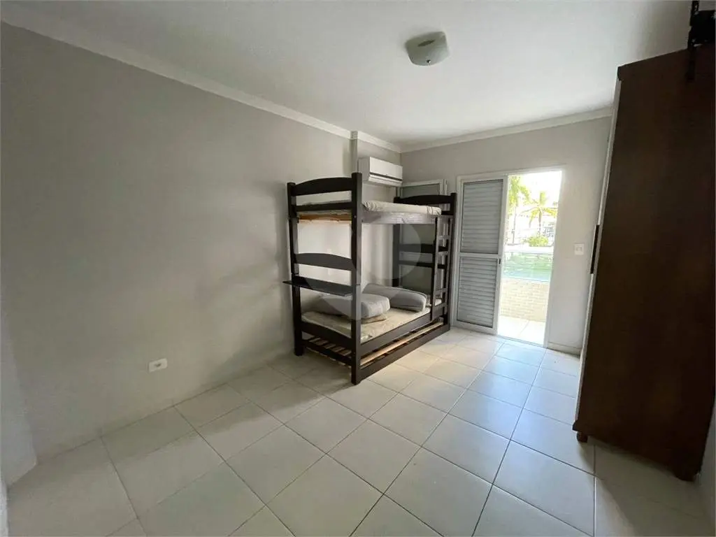 Apartamento para Venda em Praia Grande, Vila Guilhermina, 1 dormitório, 1 banheiro, 1 vaga