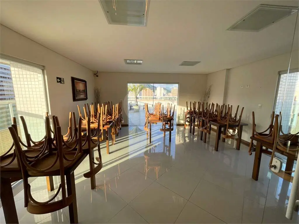 Apartamento para Venda em Praia Grande, Vila Guilhermina, 1 dormitório, 1 banheiro, 1 vaga