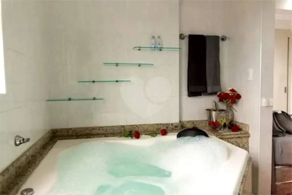 Apartamento para Venda em Praia Grande, Maracanã, 2 dormitórios, 1 suíte, 3 banheiros, 1 vaga