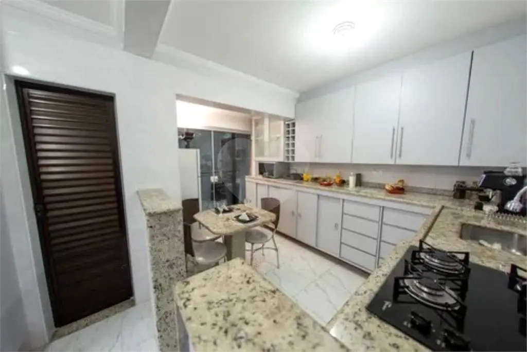 Apartamento para Venda em Praia Grande, Maracanã, 2 dormitórios, 1 suíte, 3 banheiros, 1 vaga