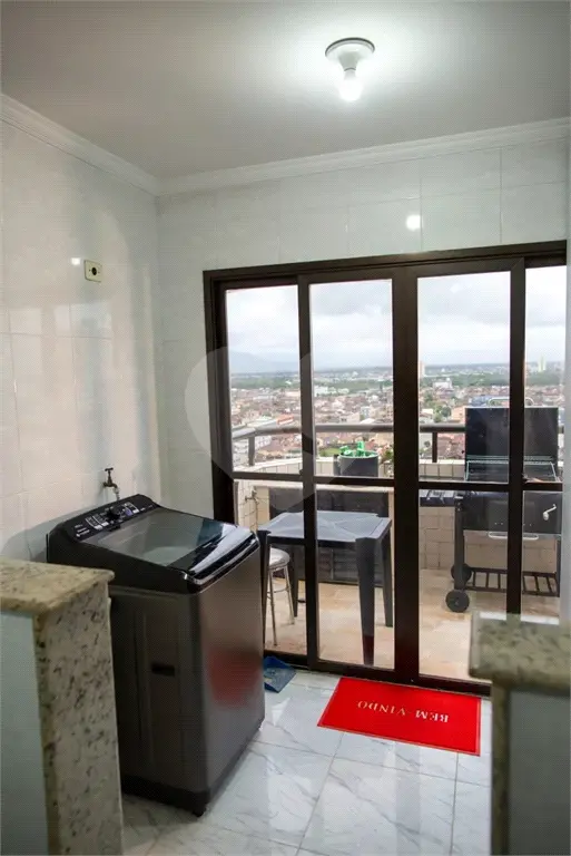 Apartamento para Venda em Praia Grande, Maracanã, 2 dormitórios, 1 suíte, 3 banheiros, 1 vaga