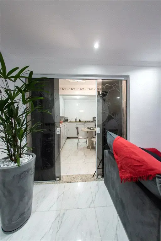 Apartamento para Venda em Praia Grande, Maracanã, 2 dormitórios, 1 suíte, 3 banheiros, 1 vaga