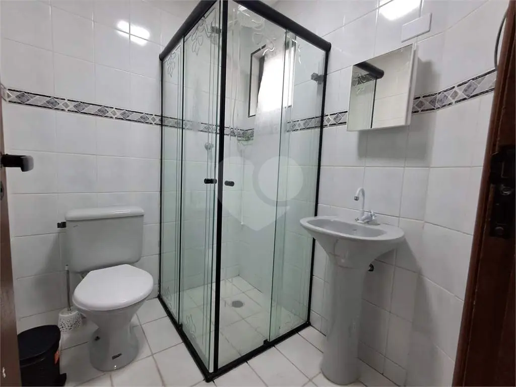 Apartamento para Locação em Praia Grande, Guilhermina, 3 dormitórios, 2 suítes, 3 banheiros, 1 vaga