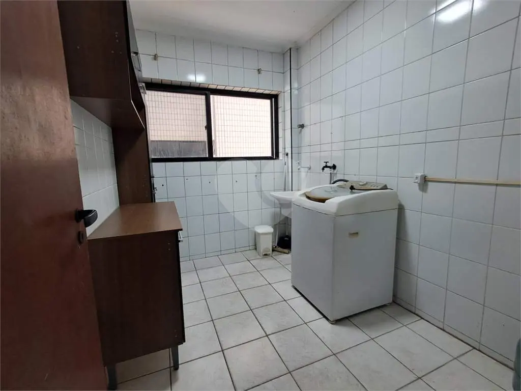 Apartamento para Locação em Praia Grande, Guilhermina, 3 dormitórios, 2 suítes, 3 banheiros, 1 vaga