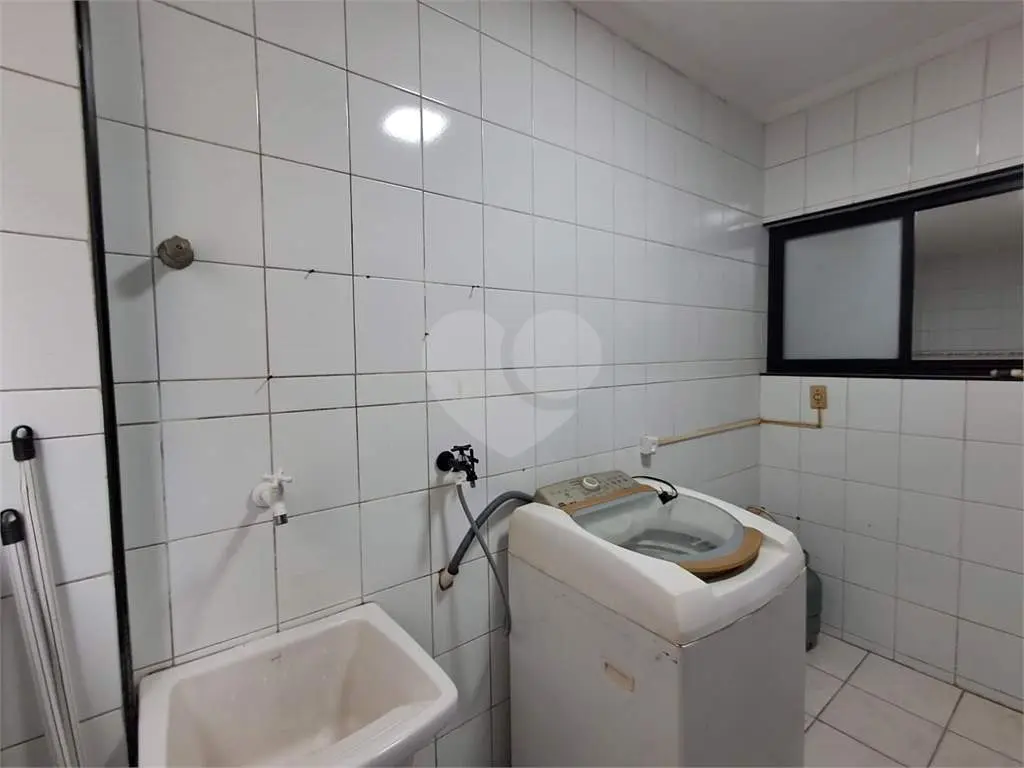 Apartamento para Locação em Praia Grande, Guilhermina, 3 dormitórios, 2 suítes, 3 banheiros, 1 vaga