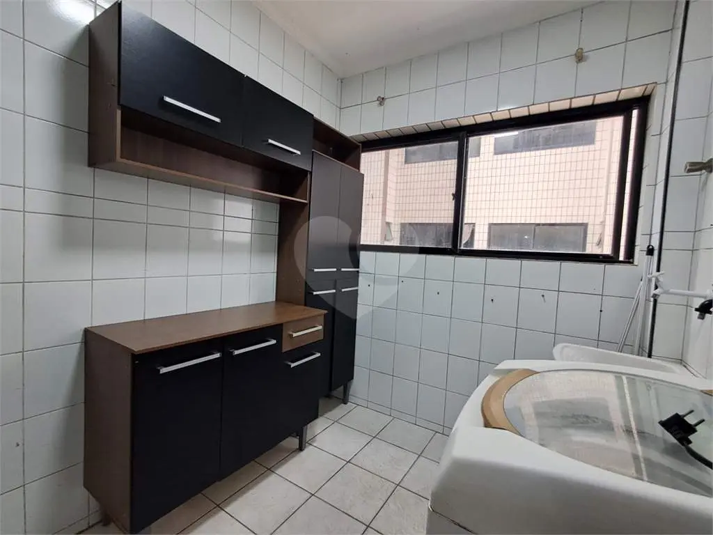Apartamento para Locação em Praia Grande, Guilhermina, 3 dormitórios, 2 suítes, 3 banheiros, 1 vaga