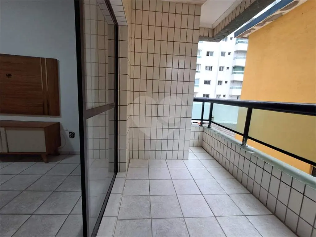 Apartamento para Locação em Praia Grande, Guilhermina, 3 dormitórios, 2 suítes, 3 banheiros, 1 vaga