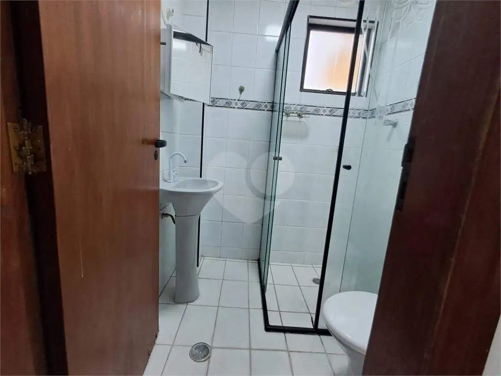 Apartamento para Locação em Praia Grande, Guilhermina, 3 dormitórios, 2 suítes, 3 banheiros, 1 vaga