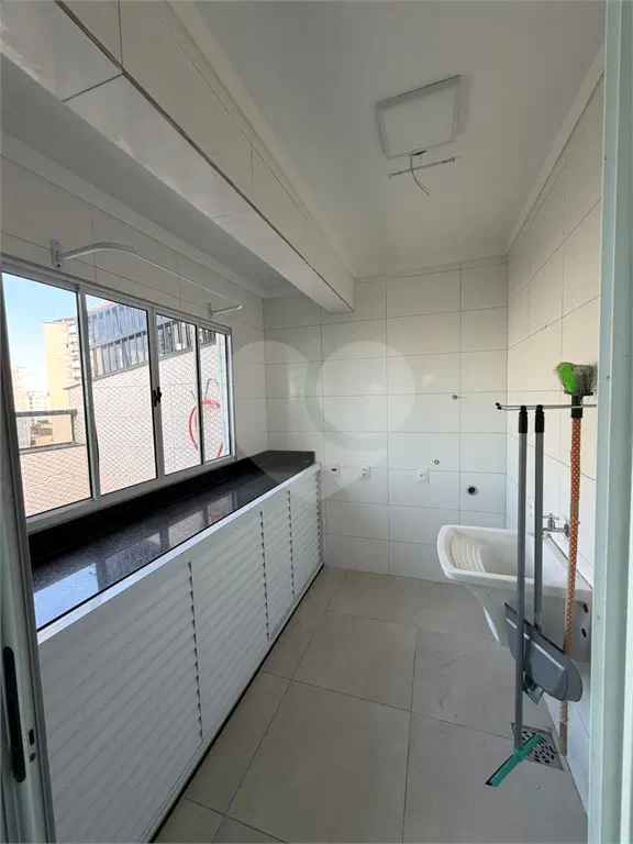Apartamento para Venda em Praia Grande, Caiçara, 3 dormitórios, 1 suíte, 3 banheiros, 2 vagas