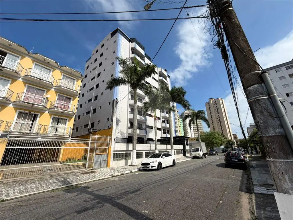 Apartamento para Venda em Praia Grande, Caiçara, 3 dormitórios, 1 suíte, 3 banheiros, 2 vagas