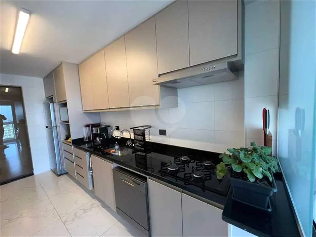 Apartamento para Venda em Praia Grande, Guilhermina, 2 dormitórios, 2 suítes, 3 banheiros, 2 vagas