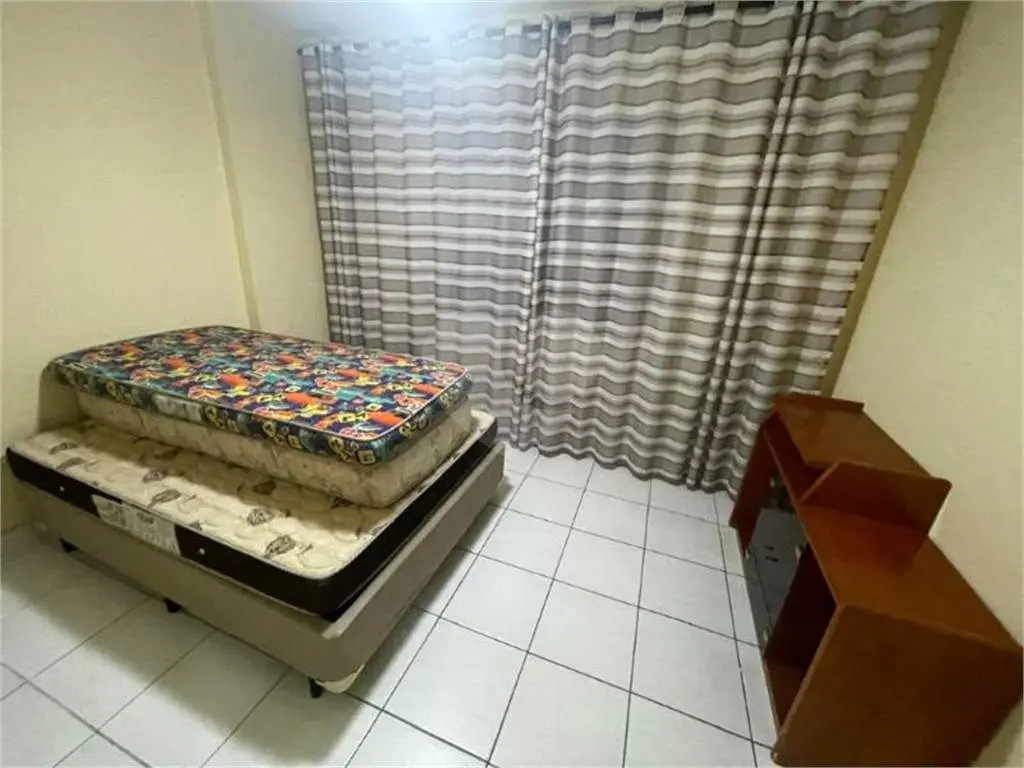 Apartamento para Venda em Praia Grande, Guilhermina, 3 dormitórios, 1 suíte, 1 banheiro, 2 vagas