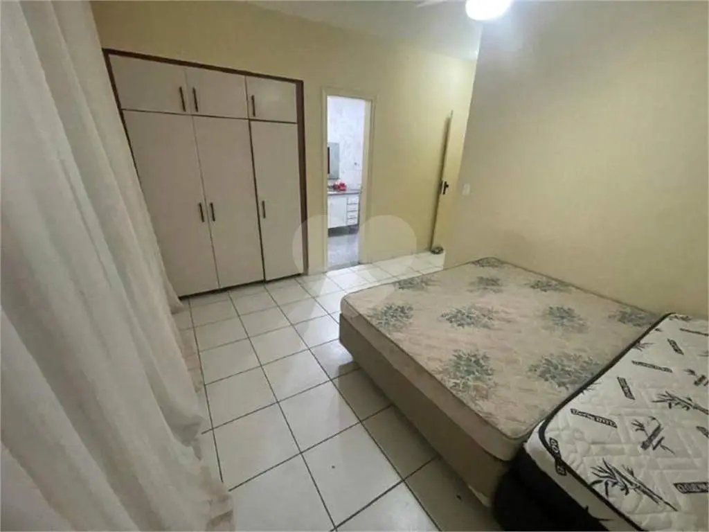 Apartamento para Venda em Praia Grande, Guilhermina, 3 dormitórios, 1 suíte, 1 banheiro, 2 vagas