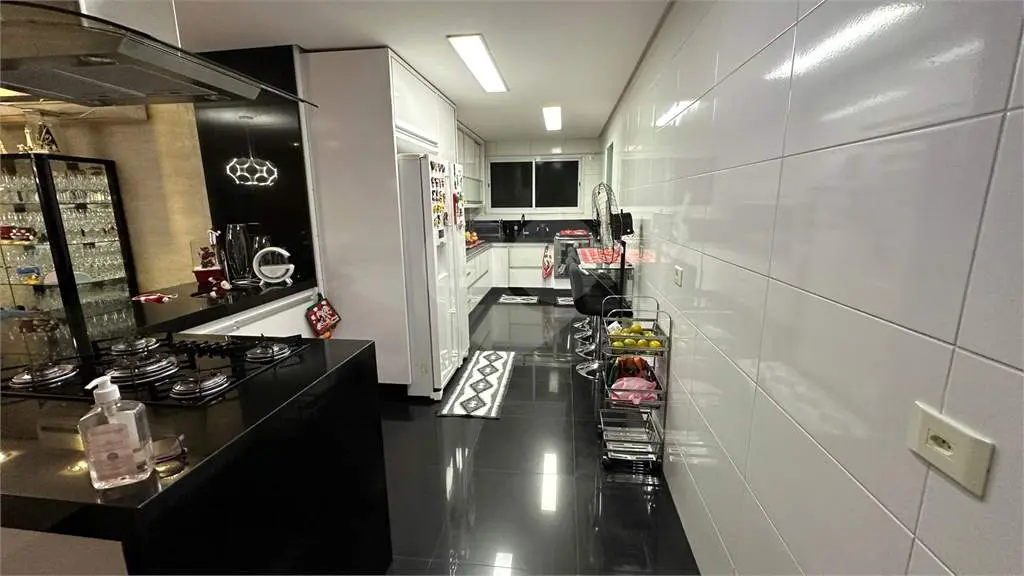 Apartamento para Venda em Praia Grande, Boqueirão, 3 dormitórios, 3 suítes, 4 banheiros, 2 vagas