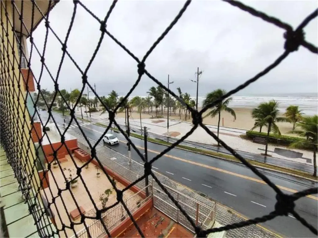 Apartamento para Venda em Praia Grande, Vila Tupi, 2 dormitórios, 1 suíte, 1 banheiro, 1 vaga