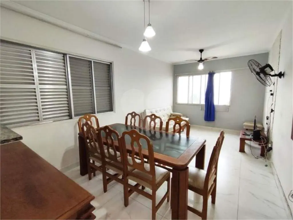 Apartamento para Venda em Praia Grande, Vila Tupi, 2 dormitórios, 1 suíte, 1 banheiro, 1 vaga