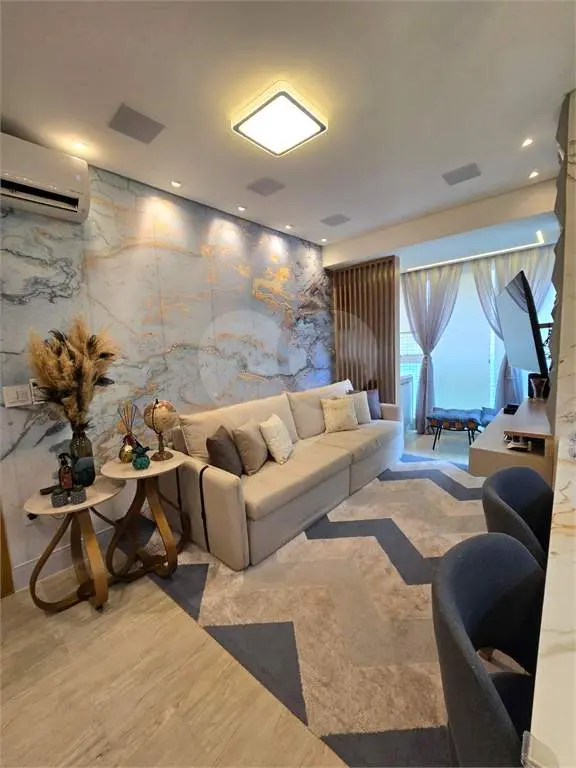 Apartamento para Venda em Praia Grande, Canto do Forte, 2 dormitórios, 2 suítes, 1 banheiro, 1 vaga