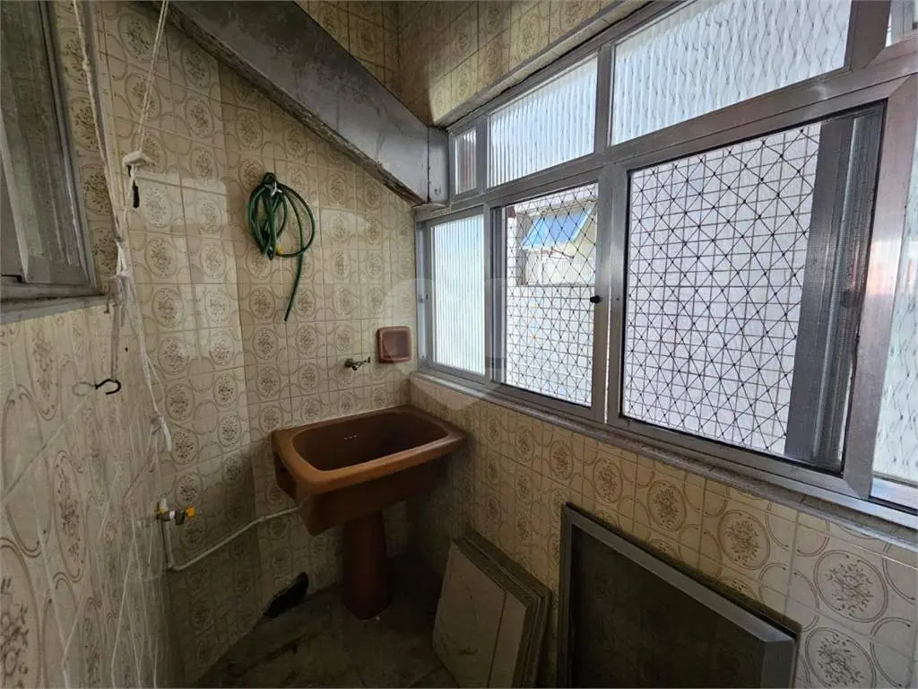 Apartamento para Locação em Praia Grande, Aviação, 2 dormitórios, 1 banheiro, 1 vaga