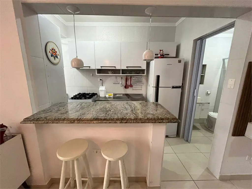 Apartamento para Venda em Praia Grande, Vila Tupi, 1 dormitório, 1 banheiro, 1 vaga
