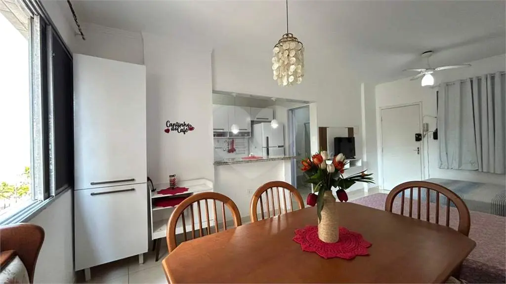 Apartamento para Venda em Praia Grande, Vila Tupi, 1 dormitório, 1 banheiro, 1 vaga
