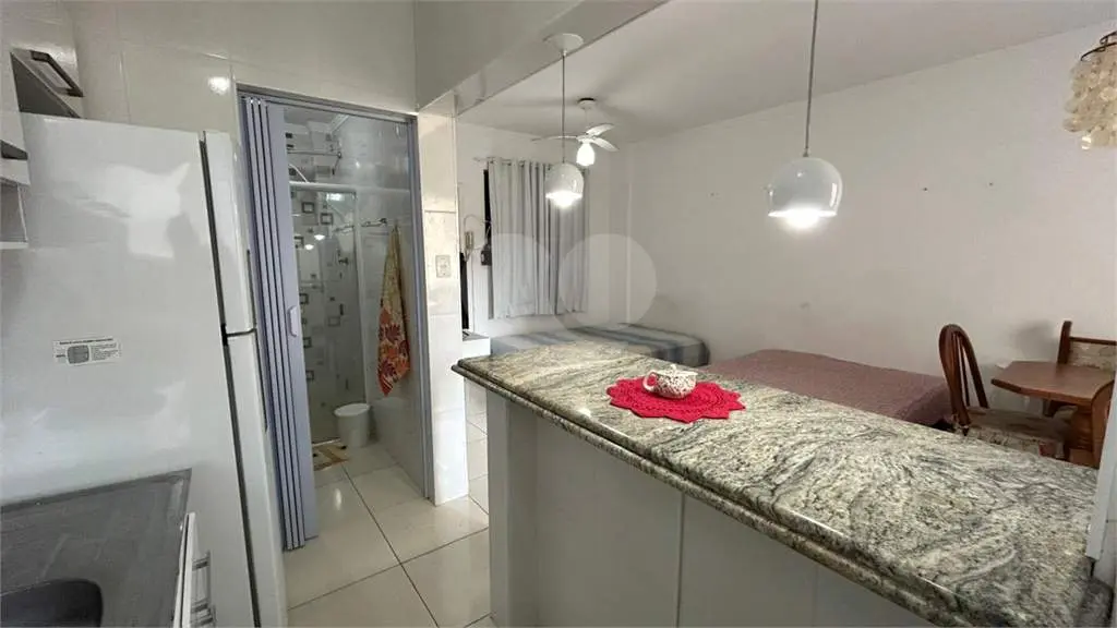 Apartamento para Venda em Praia Grande, Vila Tupi, 1 dormitório, 1 banheiro, 1 vaga