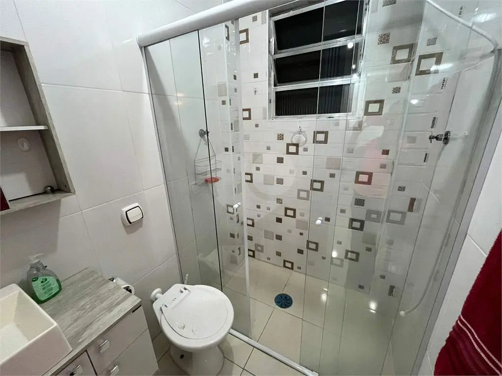 Apartamento para Venda em Praia Grande, Vila Tupi, 1 dormitório, 1 banheiro, 1 vaga