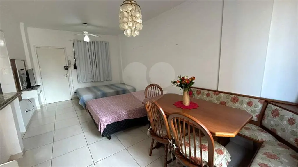Apartamento para Venda em Praia Grande, Vila Tupi, 1 dormitório, 1 banheiro, 1 vaga