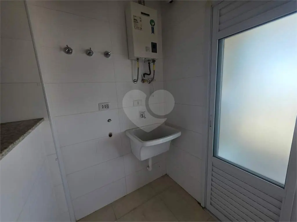 Apartamento para Venda em Praia Grande, Aviação, 2 dormitórios, 1 suíte, 2 banheiros, 2 vagas