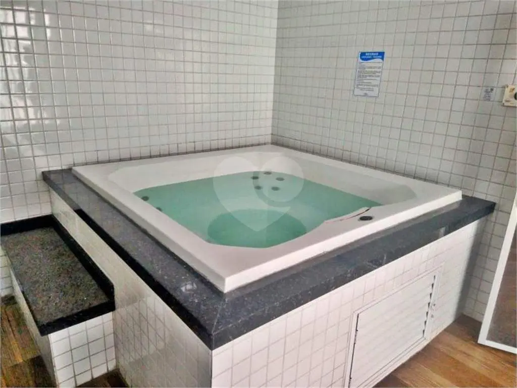 Apartamento para Venda em Praia Grande, Campo aviação, 2 dormitórios, 1 suíte, 2 banheiros, 1 vaga